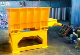 機(jī)械設(shè)備噴漆翻新工作過程中使用哪些工具