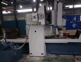 高精度行星轉(zhuǎn)臺(tái)式自動(dòng)噴砂機(jī)