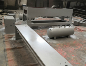 噴漆設(shè)備翻新維護(hù)